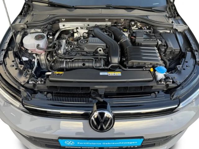 Volkswagen Golf Life Variant