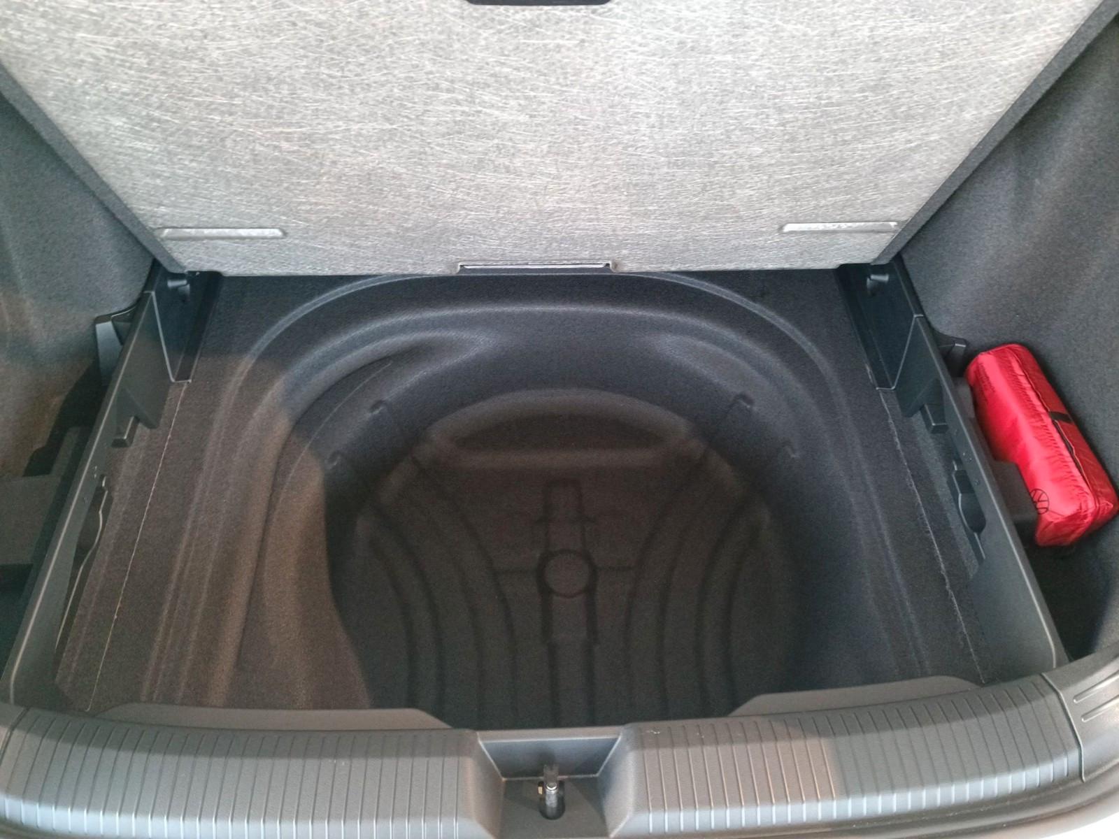 Volkswagen Golf 1.5 eTSI Golf VIII Variant