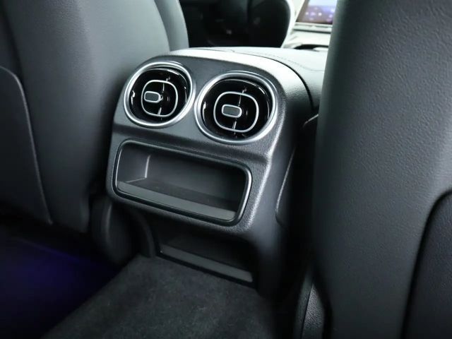 Mercedes-Benz C 300 AMG Line C 300 d Sedan