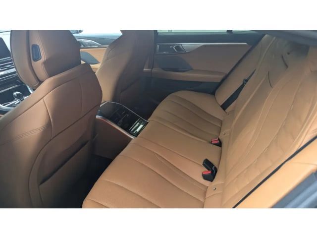 BMW 840 840d M-Sport Sedan xDrive