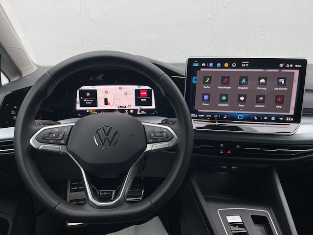 Volkswagen Golf 1.5 eTSI DSG Golf VIII IQ.Drive