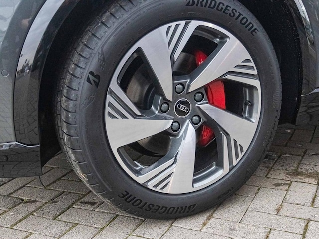 Audi Q6 e-tron Performance