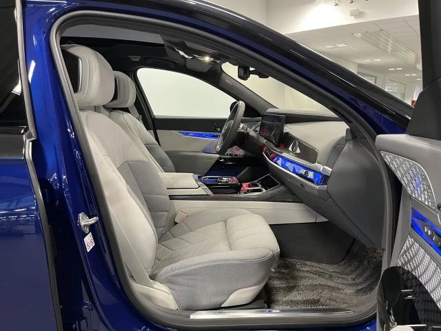 BMW i7 M-Sport M70 Sedan xDrive