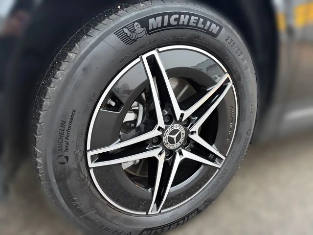 Mercedes-Benz EQA 350 4MATIC AMG Line