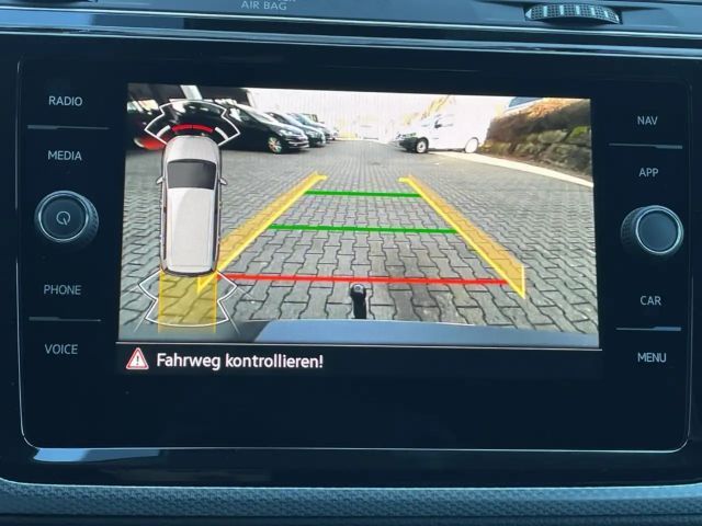 Volkswagen Touran DSG R-Line