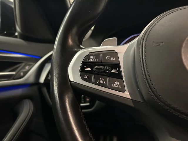 BMW 530 530d M-Sport Touring xDrive