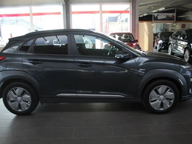 Hyundai Kona Electric Style
