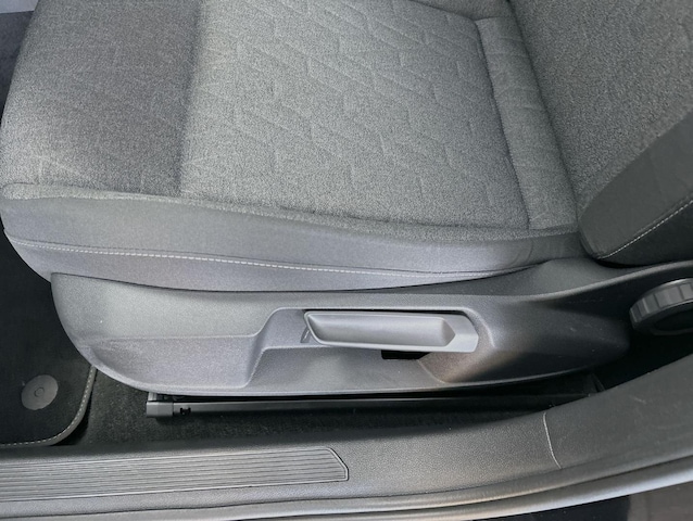 Volkswagen Golf 2.0 TDI DSG Golf VIII