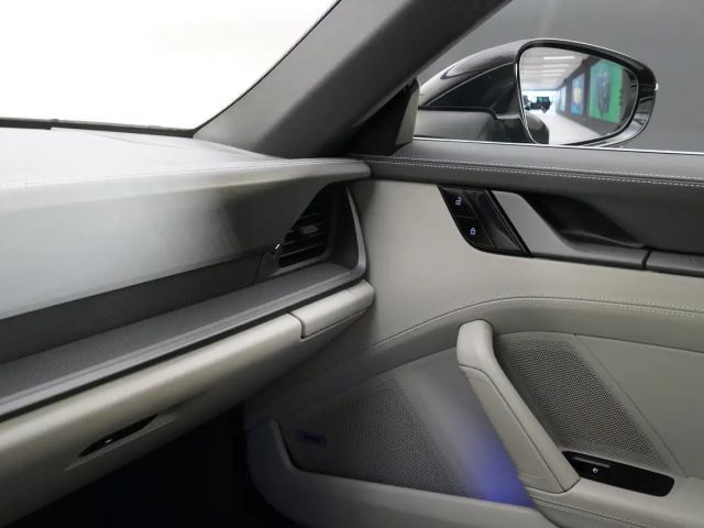 Porsche 911 992 Carrera Coupé