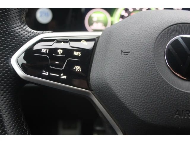 Volkswagen Golf 2.0 TSI GTI