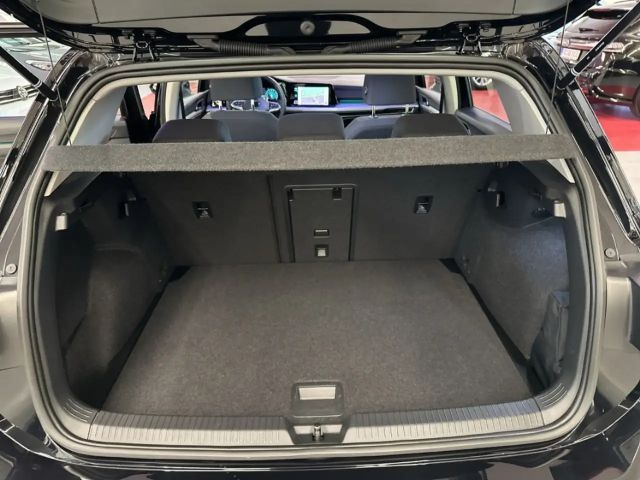 Volkswagen Golf 1.5 TSI Life