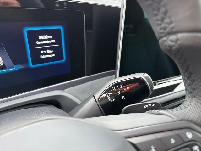 Volkswagen Passat R-Line eHybrid