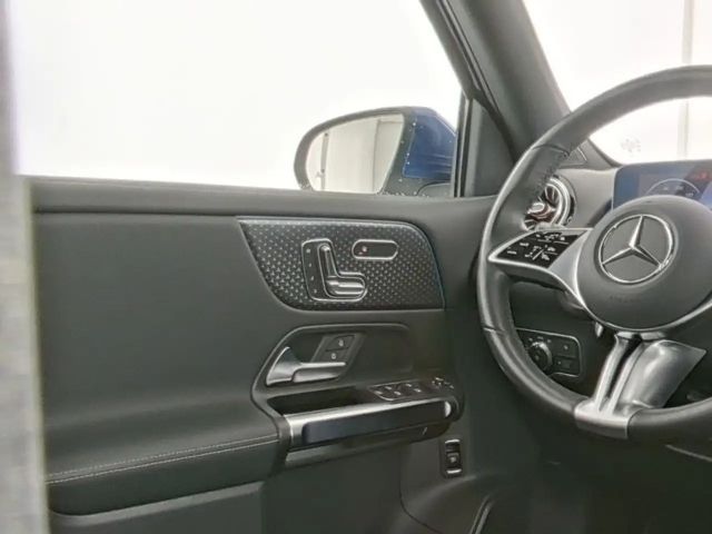 Mercedes-Benz EQB 300 4MATIC Progressive