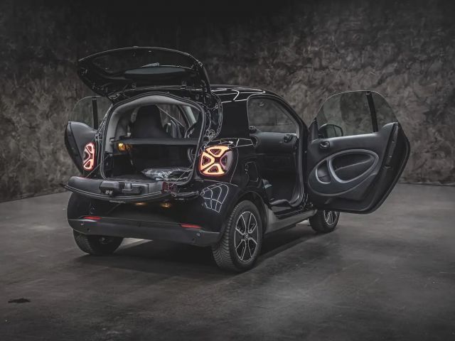 Smart EQ fortwo Cool Coupe Passion