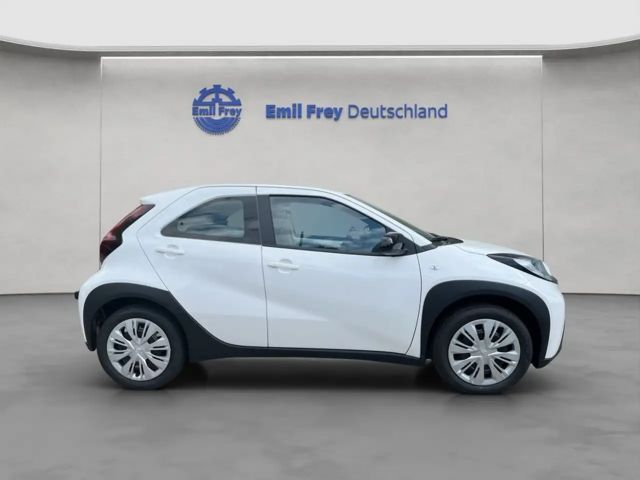 Toyota Aygo X Hatchback Play X-play