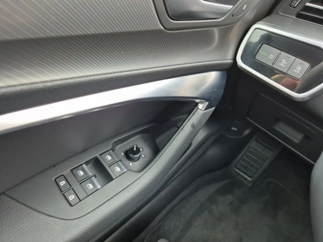 Audi A6 45 TFSI Avant Quattro S-Line S-Tronic