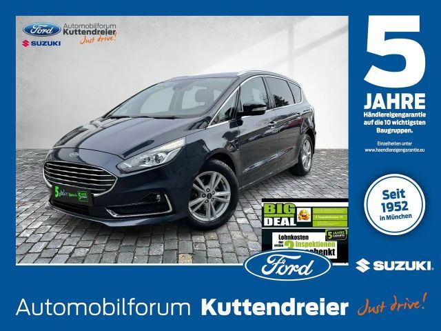 Ford S-Max Titanium