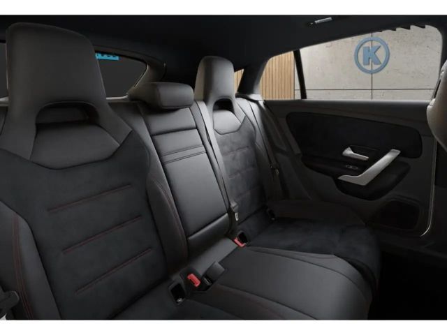 Mercedes-Benz CLA 200 AMG Line Shooting Brake