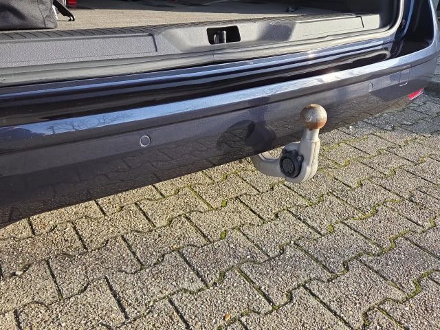 Volkswagen Multivan 2.0 TDI DSG Lang Life T7