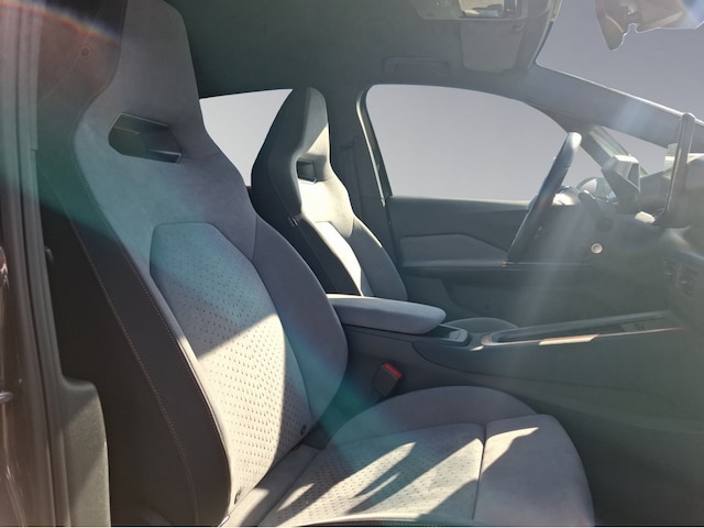 Cupra Born Born  PDC SHZ KAMERA NAVI ACC AKTIVSITZE LED