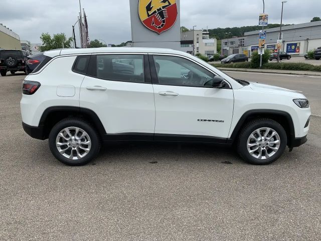Jeep Compass Altitude Hybrid