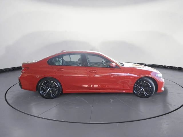 BMW 320 320d M-Sport Sedan xDrive