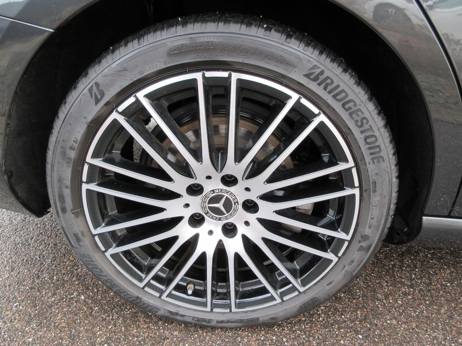 Mercedes-Benz C 200 AVANTGARDE Estate