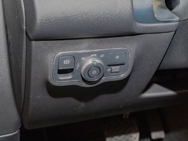 Mercedes-Benz GLB 200 GLB 200 d