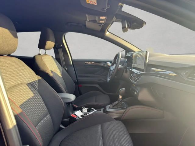 Ford Focus ST Line Wagon