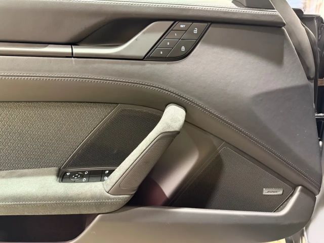 Porsche 992 4 Cabrio GTS Targa