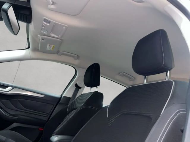 Ford Focus Titanium Wagon