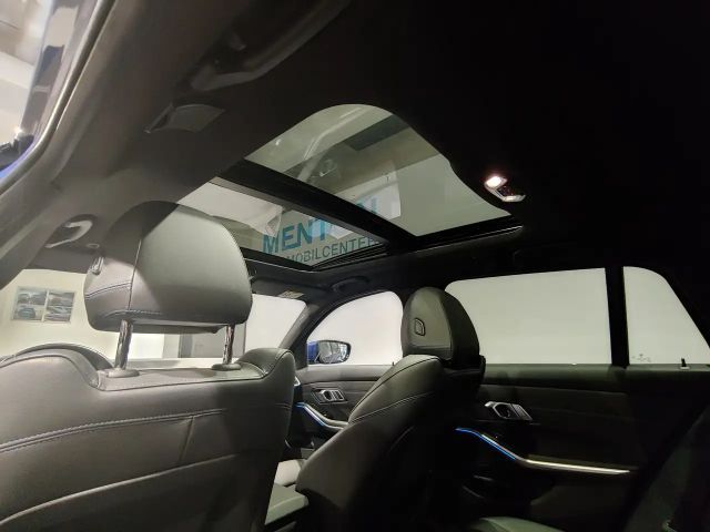 BMW 330 330e M-Sport