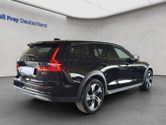 Volvo V60 Cross Country AWD Plus