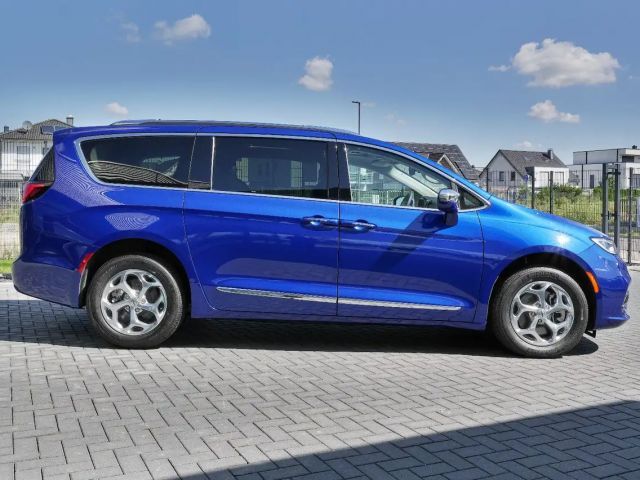 Chrysler Pacifica Limited