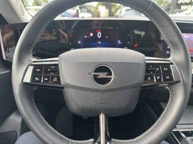 Opel Astra 1.2 Turbo Enjoy Turbo