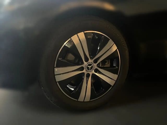 Mercedes-Benz C 200 AVANTGARDE C 200 d Estate