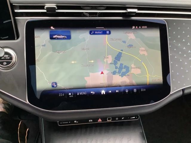 Mercedes-Benz E 200 AMG Line Sedan