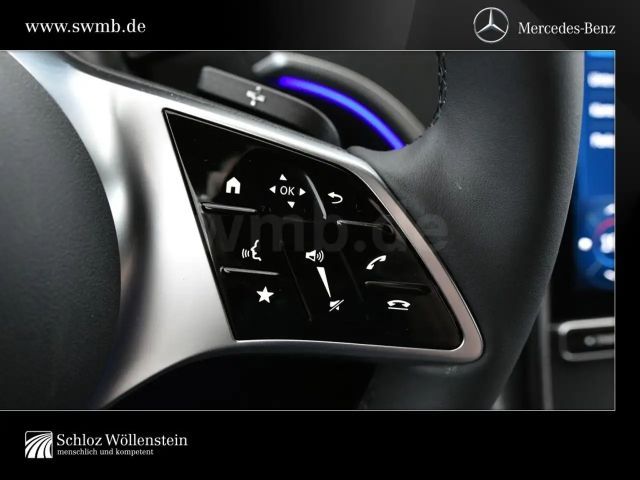 Mercedes-Benz C 180 AVANTGARDE Sedan