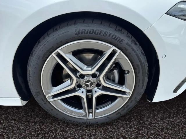 Mercedes-Benz A 200 AMG Line