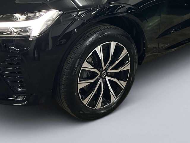 Volvo XC60 Dark Plus