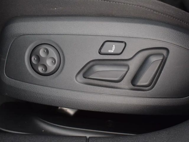 Audi A4 40 TFSI Avant S-Tronic