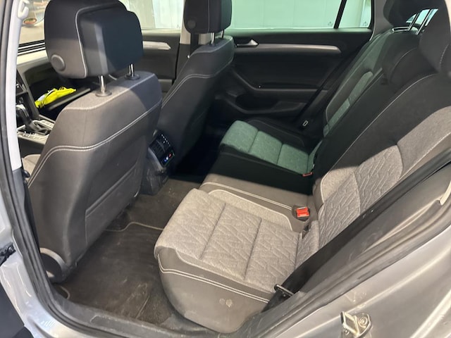 Volkswagen Passat 1.5 TSI DSG Variant