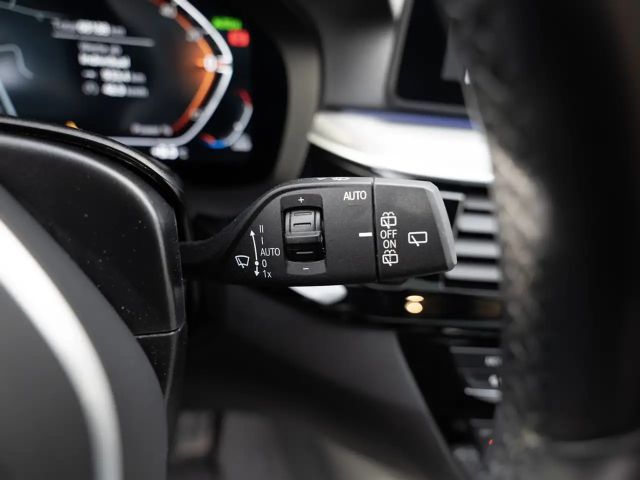 BMW 540 540d M-Sport Touring xDrive