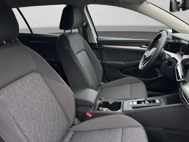 Volkswagen Golf 1.5 TSI DSG Life Variant