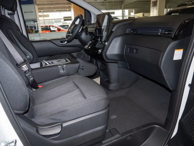 Hyundai Staria Trend