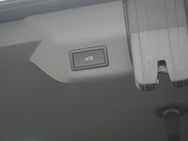 Volkswagen Multivan Lang Style T7