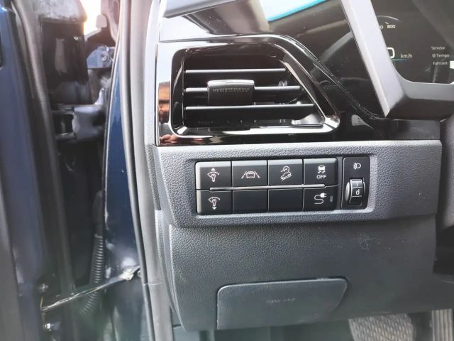SsangYong Korando e-Motion PLATINUM +T.LEDER+ABSTANDSPILOT