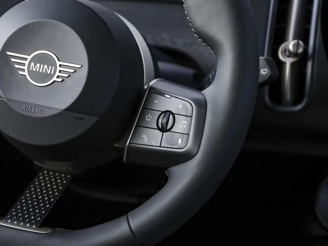 MINI Cooper Countryman Favoured Trim Steptronic Panorama