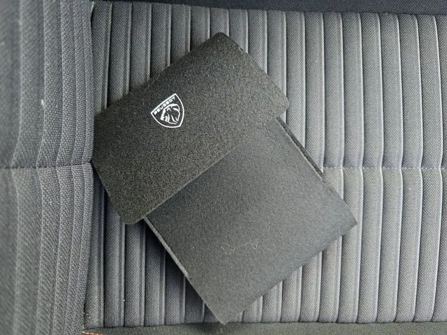 Peugeot E-2008 2008 (e) *Top-Ausst.*GARANTIE*