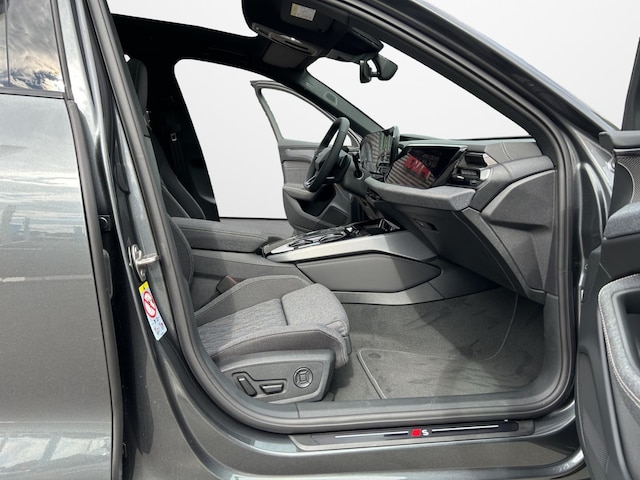 Audi A6 Avant Quattro S-Tronic